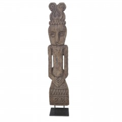 TIMUR QUEEN CARVED WOOD FLAT STATUE ON STAND 